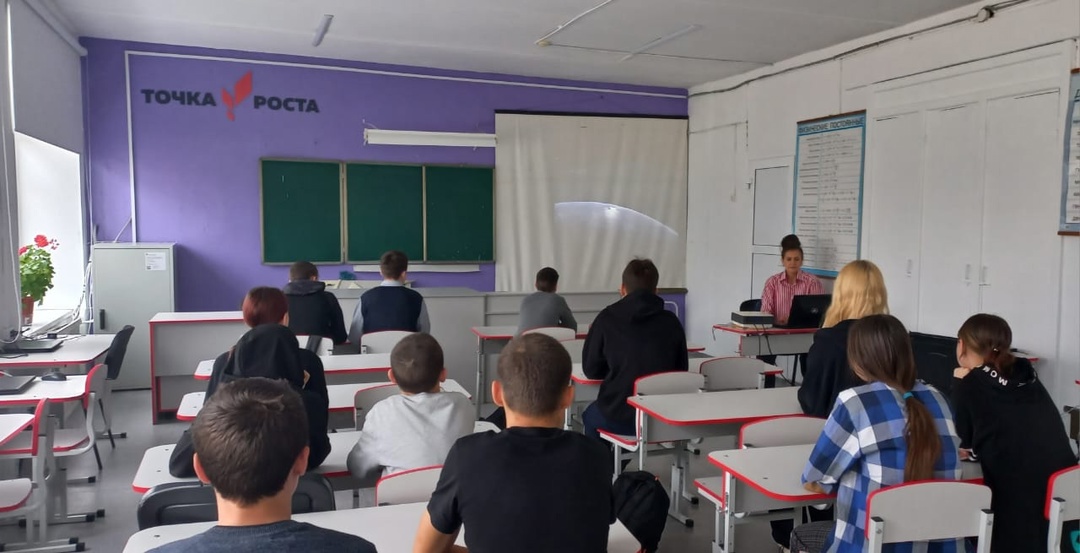 День космонавтики.